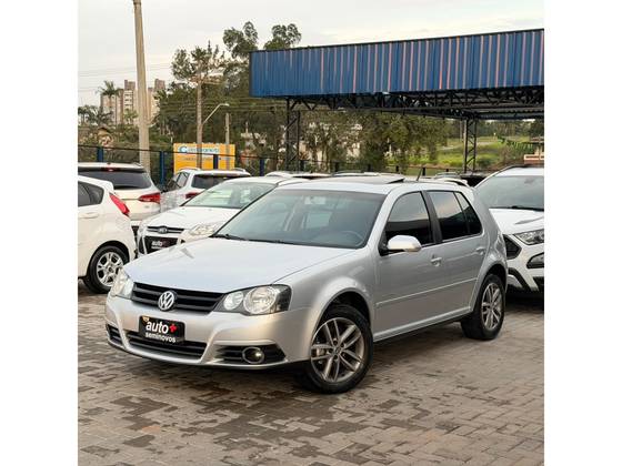 VOLKSWAGEN GOLF 1.6 MI SPORTLINE 8V FLEX 4P MANUAL VOLKSWAGEN GOLF 1.6 MI SPORTLINE 8V FLEX 4P MANUAL